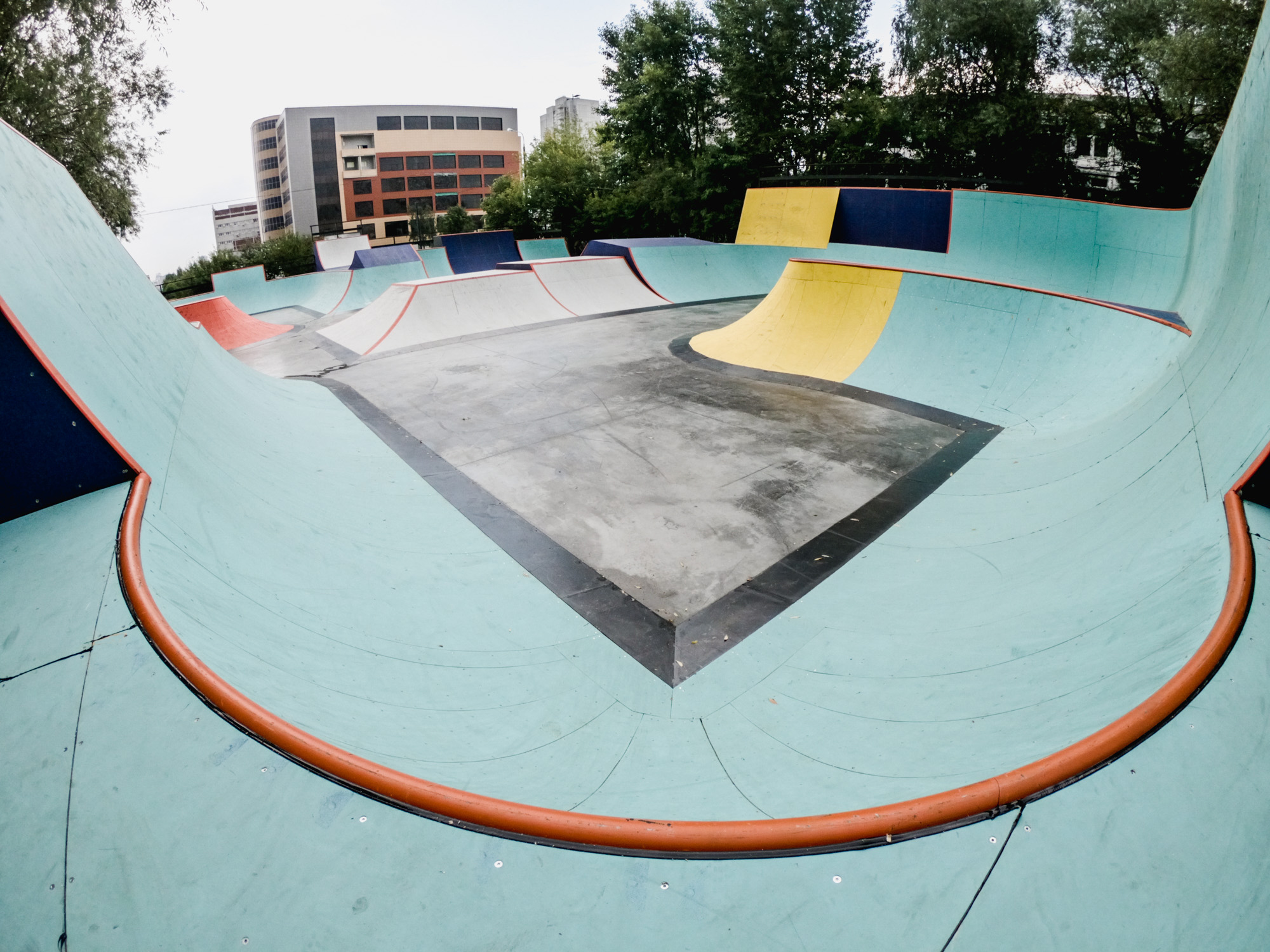 Новый скейт-парк в Москве XSA