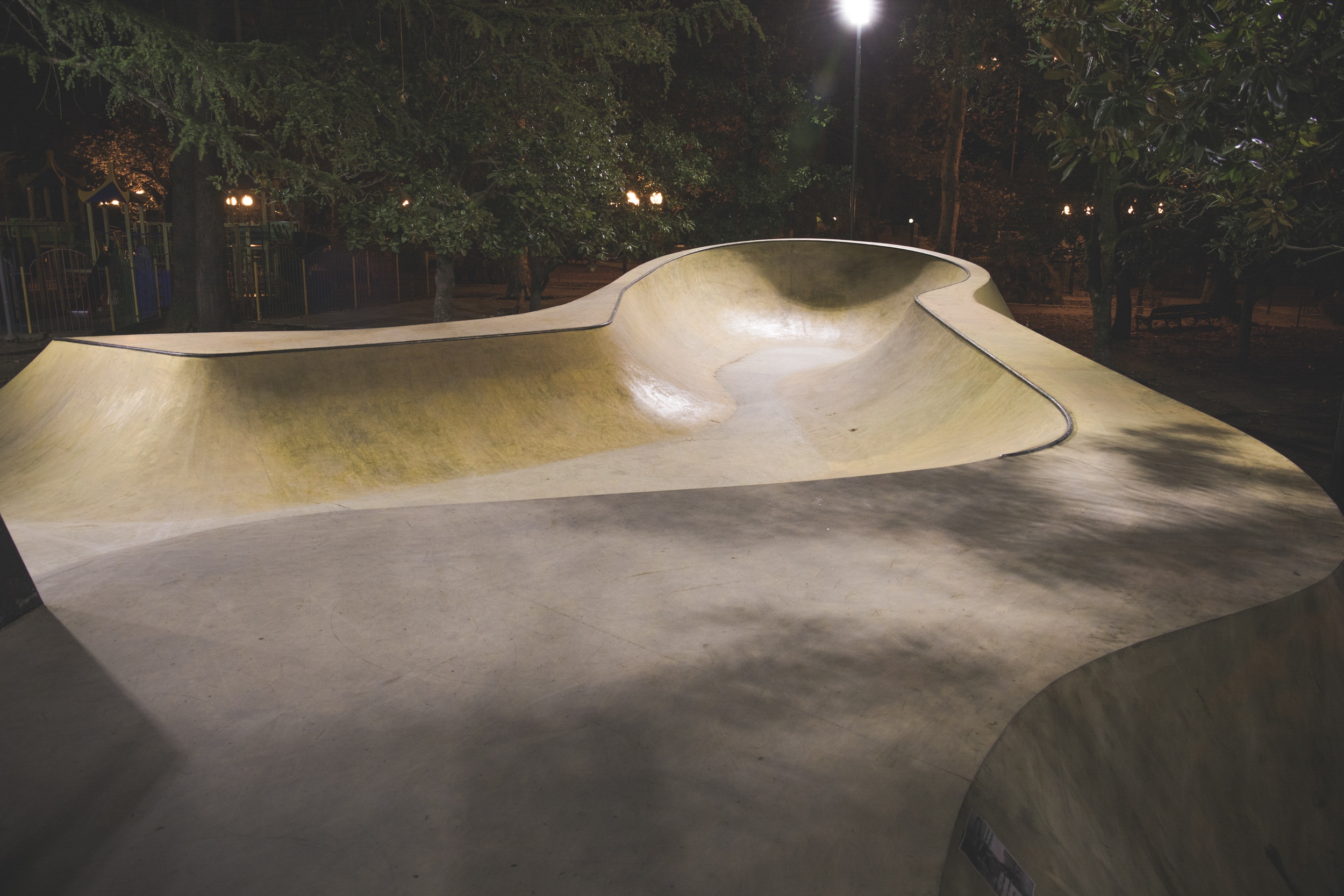 Чаша бетонного скейт-парка в Сочи от XSA Ramps