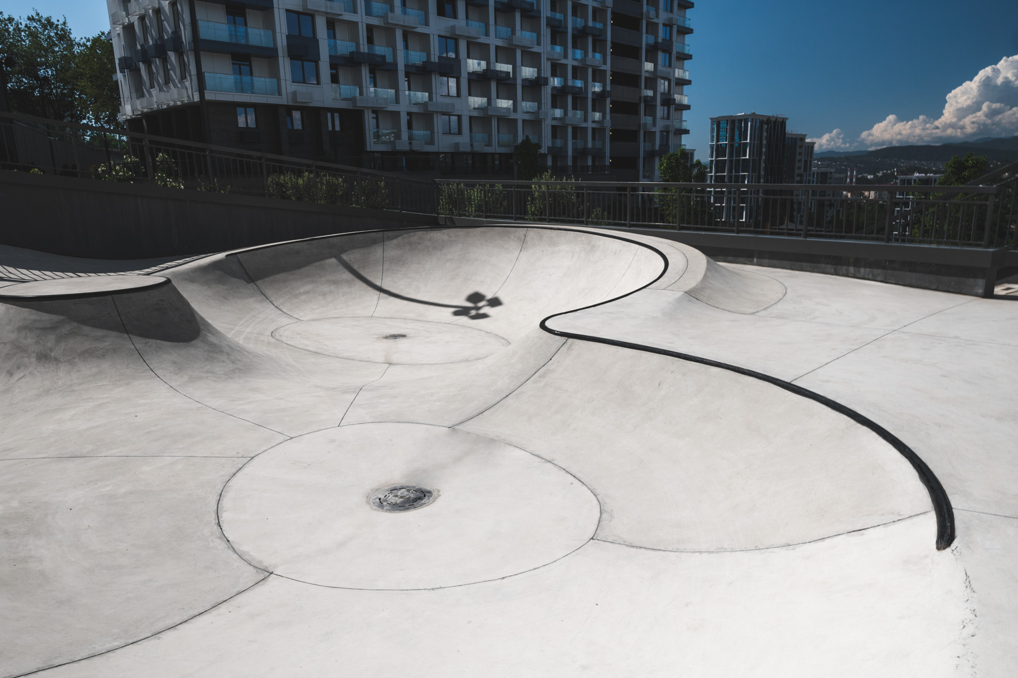 бетонный скейт-парк в Сочи от компании XSA Ramps